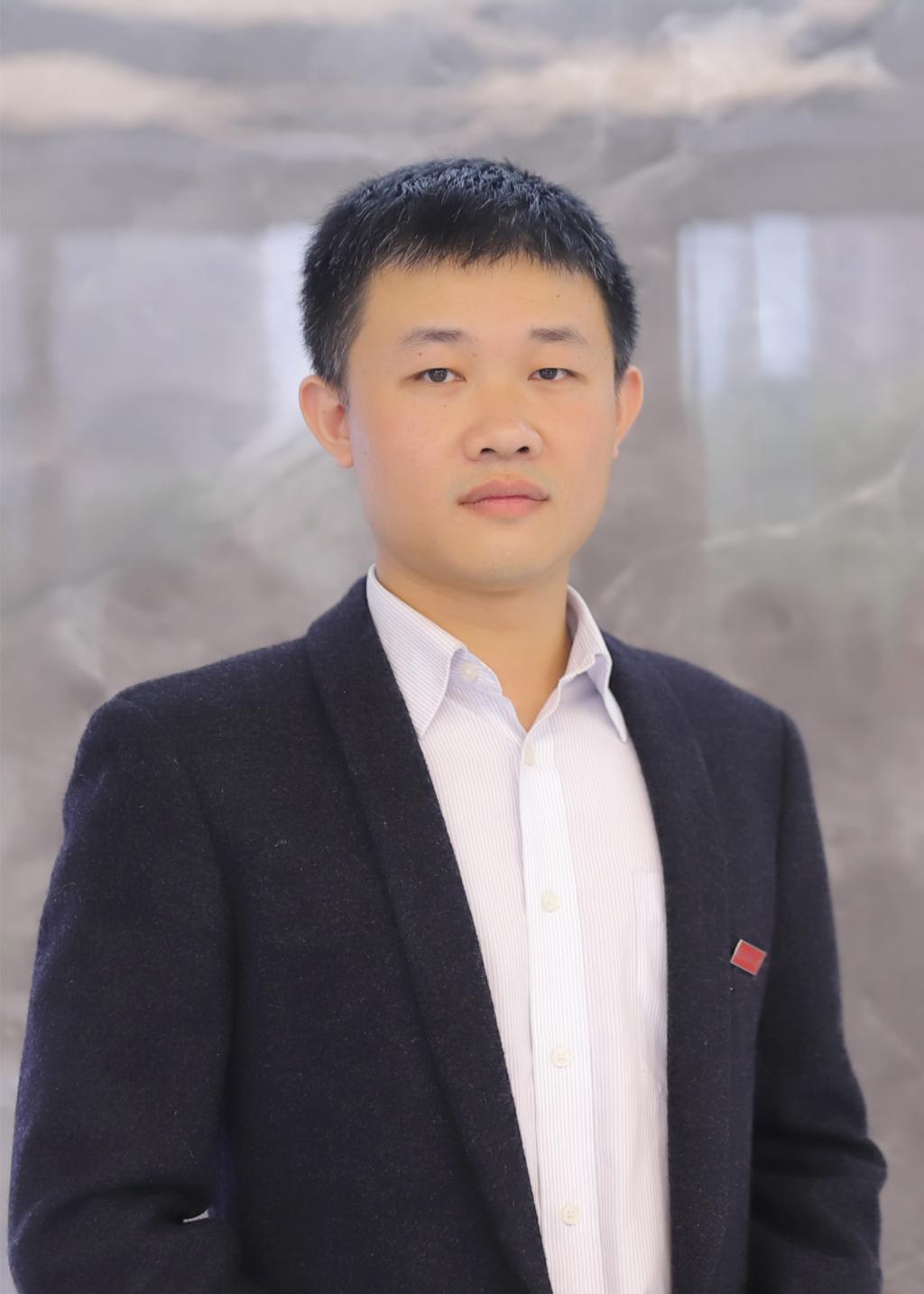杨伟强